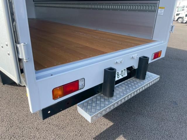 HINO DUTRO 2025 Image 31