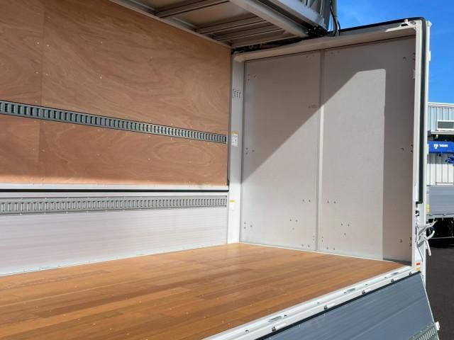 HINO DUTRO 2025 Image 31