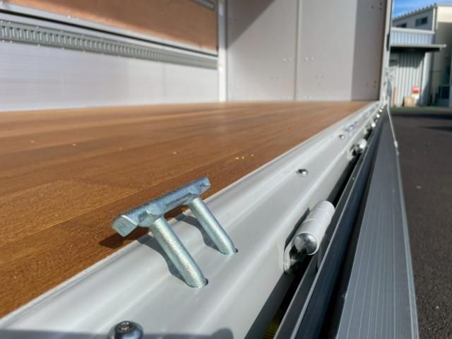 HINO DUTRO 2025 Image 31