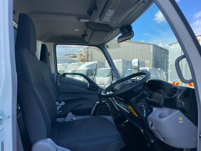 HINO DUTRO 2025 Image 31