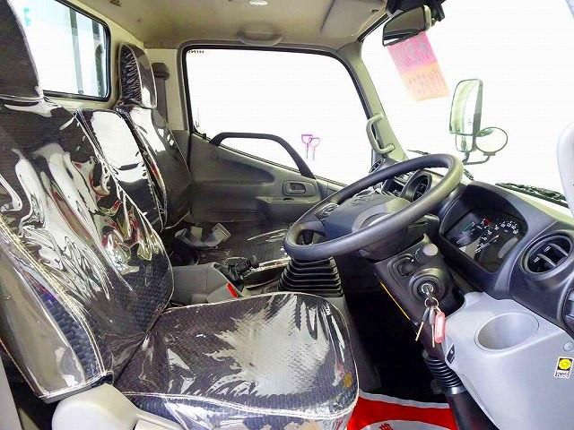 HINO DUTRO 2025 Image 31