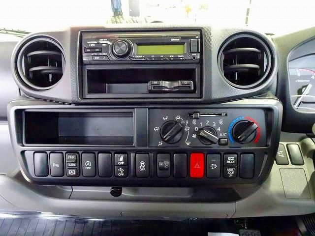 HINO DUTRO 2025 Image 31