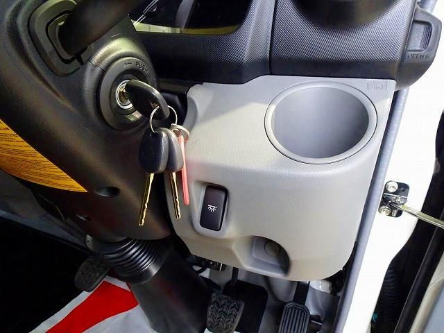 HINO DUTRO 2025 Image 31