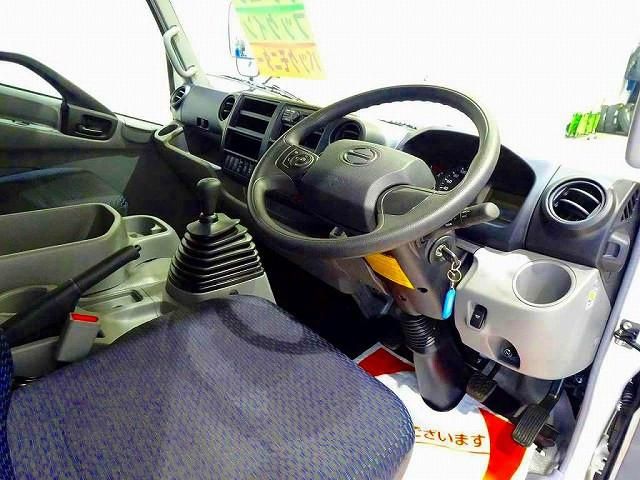 HINO DUTRO 2024 Image 31