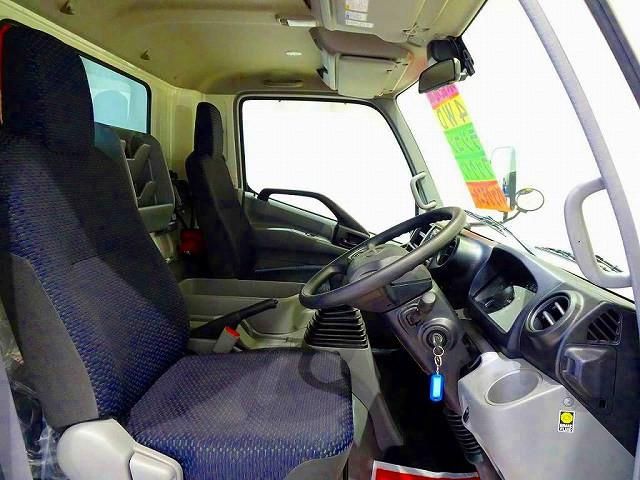 HINO DUTRO 2024 Image 31