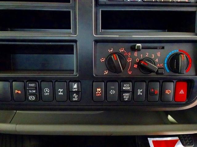 HINO DUTRO 2024 Image 31