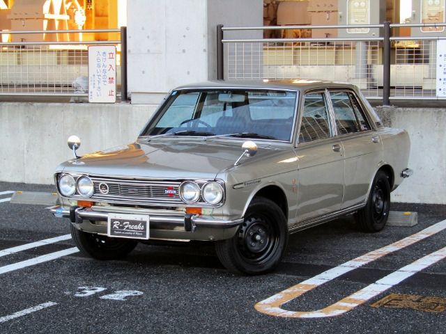 NISSAN BLUEBIRD SEDAN 1971 Image 31