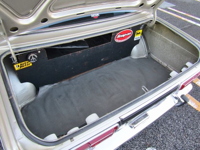 NISSAN BLUEBIRD SEDAN 1971 Image 31