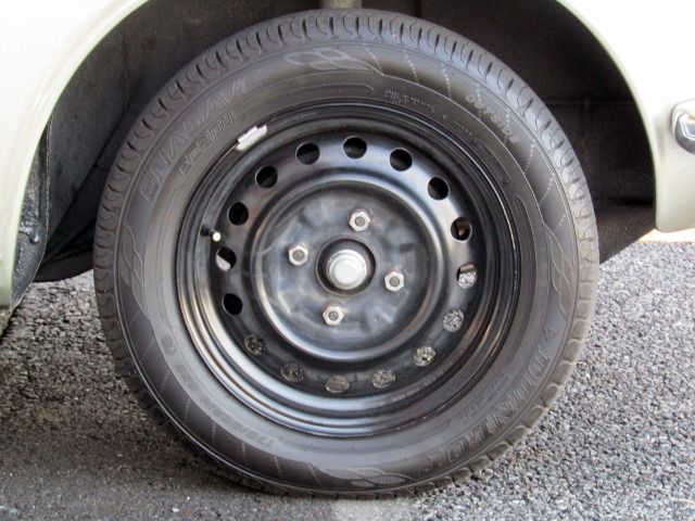 NISSAN BLUEBIRD SEDAN 1971 Image 31