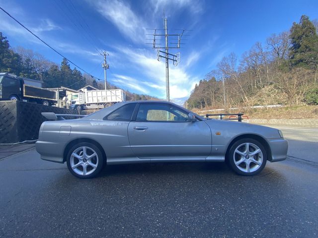 NISSAN SKYLINE COUPE 2000 Image 31