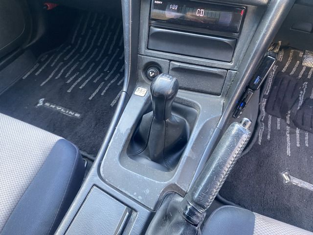 NISSAN SKYLINE COUPE 2000 Image 31