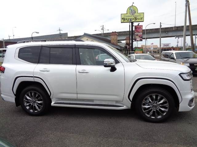 TOYOTA LANDCRUISER WAGON 2023 Image 31