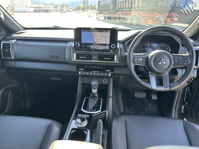 MITSUBISHI TRITON 2024 Image 31