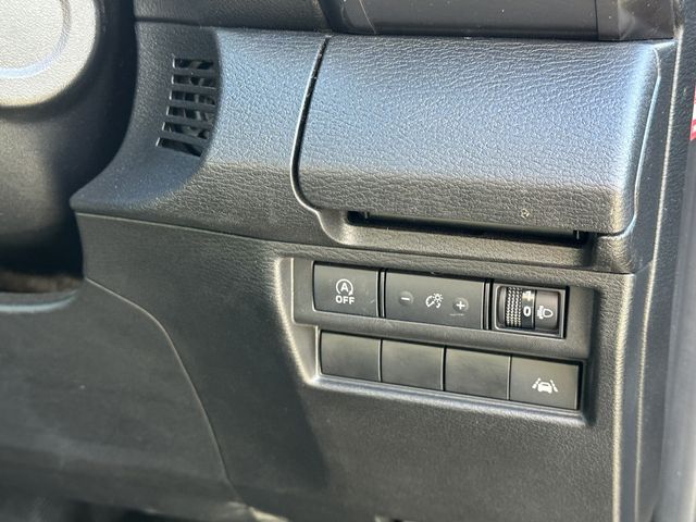 MITSUBISHI TRITON 2024 Image 31