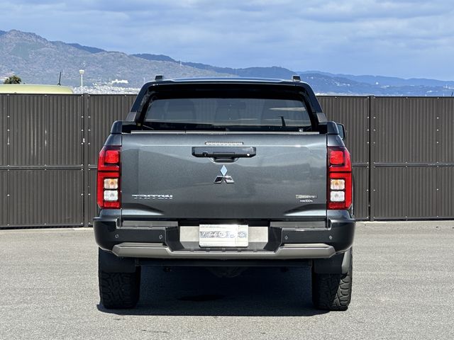MITSUBISHI TRITON 2024 Image 31