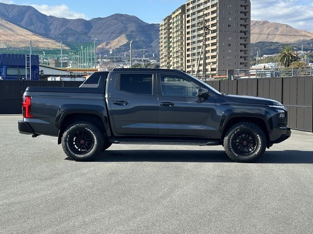 MITSUBISHI TRITON 2024 Image 31