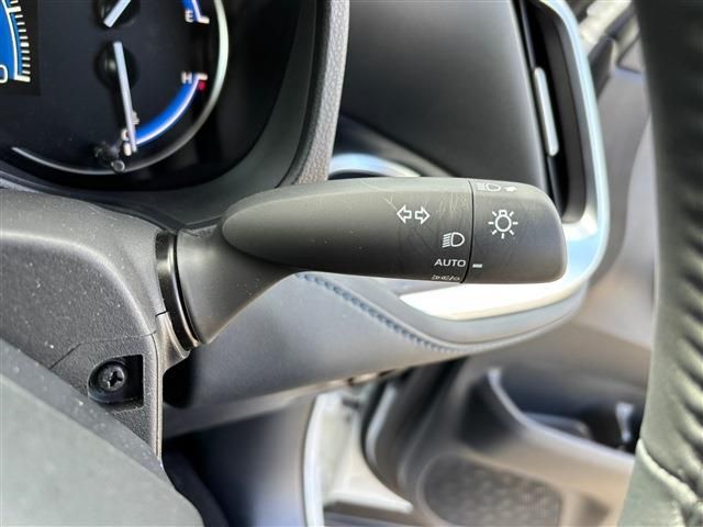 TOYOTA VOXY HYBRID 2024 Image 31