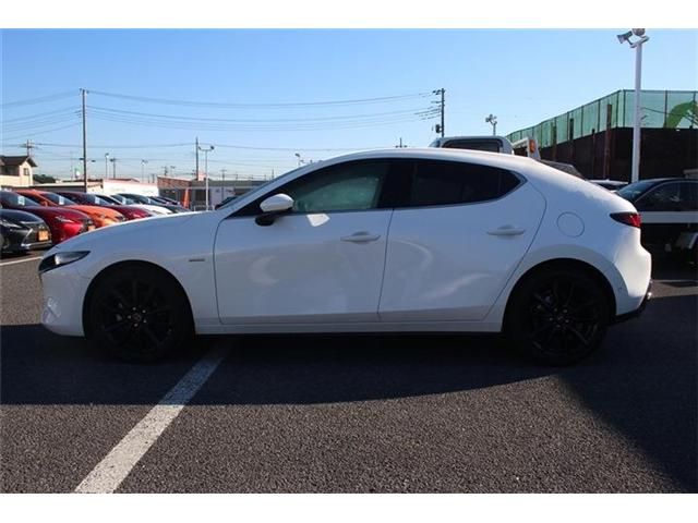 MAZDA 3 FASTBACK 2021 Image 31