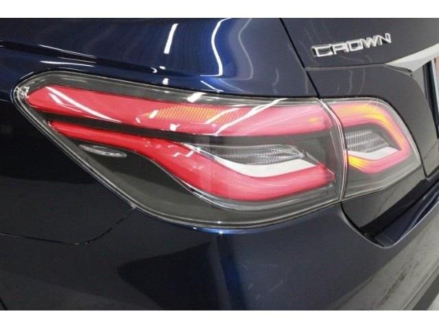 TOYOTA CROWN SEDAN HYBRID 2019 Image 31