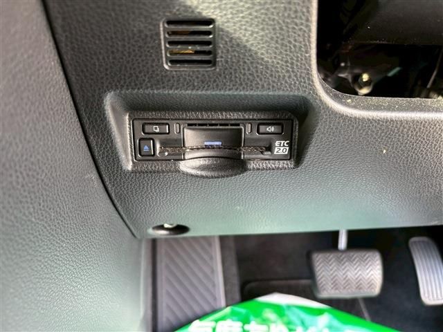 TOYOTA VOXY HYBRID 2023 Image 31