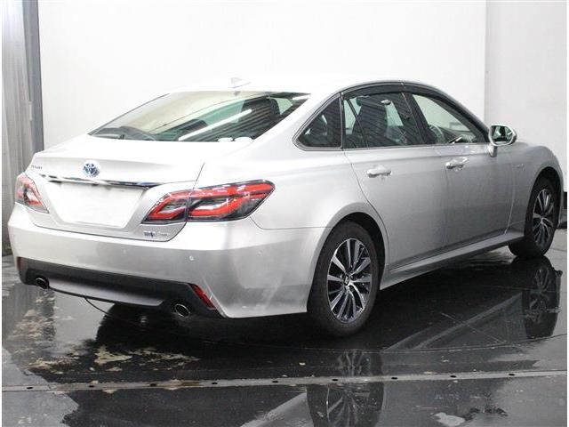 TOYOTA CROWN SEDAN HYBRID 4 2018 Image 31