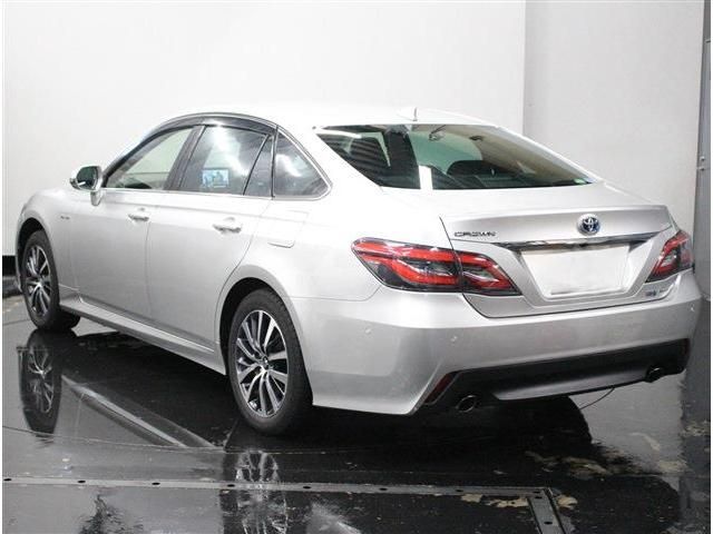 TOYOTA CROWN SEDAN HYBRID 4 2018 Image 31