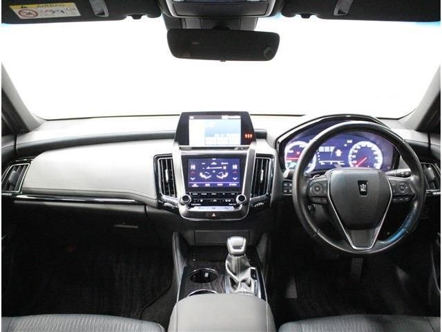 TOYOTA CROWN SEDAN HYBRID 4 2018 Image 31