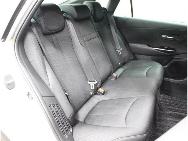 TOYOTA CROWN SEDAN HYBRID 4 2018 Image 31