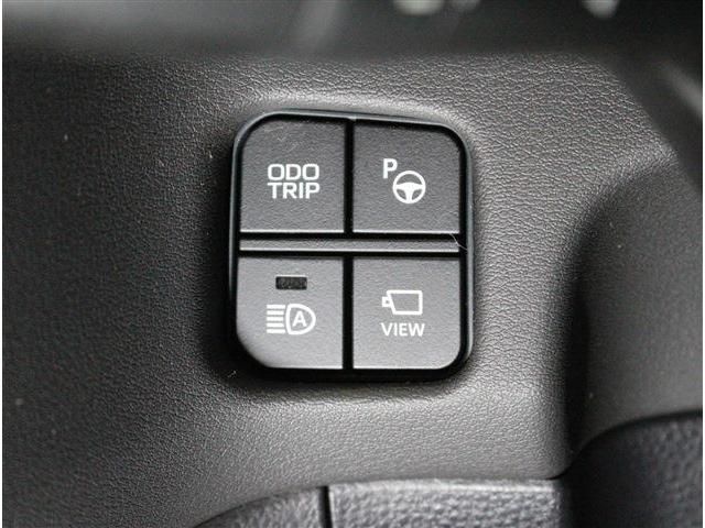 TOYOTA CROWN SEDAN HYBRID 4 2018 Image 31