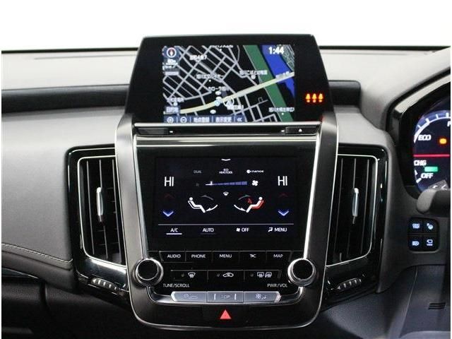 TOYOTA CROWN SEDAN HYBRID 4 2018 Image 31