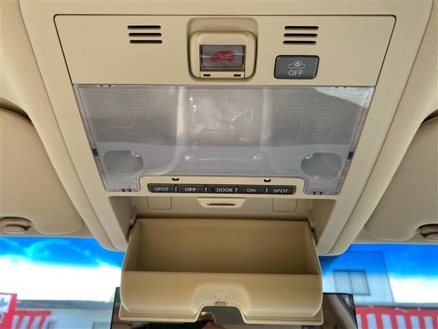 TOYOTA LEXUS LS460 2009 Image 31