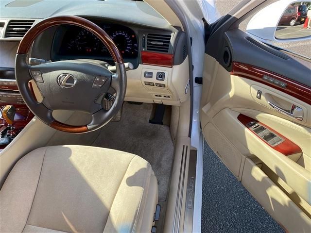 TOYOTA LEXUS LS460 2009 Image 31