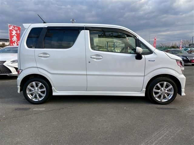 SUZUKI WAGON R 2017 Image 31