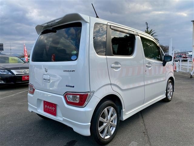 SUZUKI WAGON R 2017 Image 31