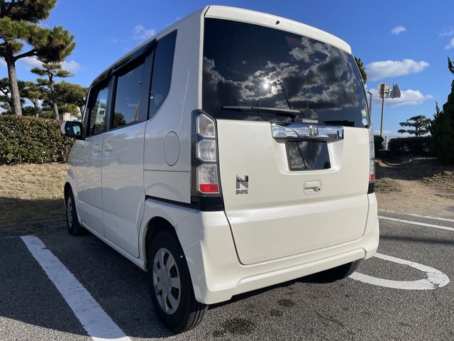 HONDA N BOX 2012 Image 31