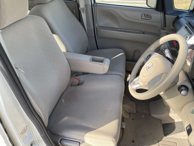 HONDA N BOX 2012 Image 31