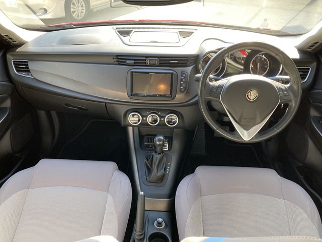 ALFAROMEO GIULIETTA 2015 Image 31