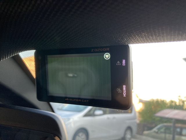 BMW M3 SEDAN 2019 Image 31