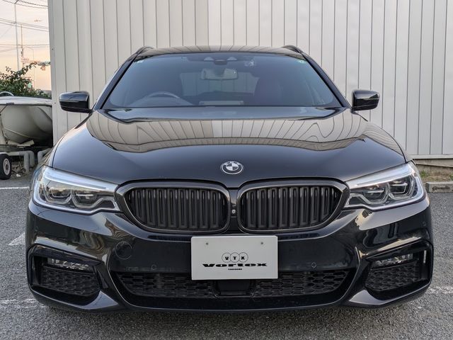 BMW 5SERIES TOURING 2018 Image 31