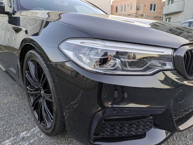 BMW 5SERIES TOURING 2018 Image 31