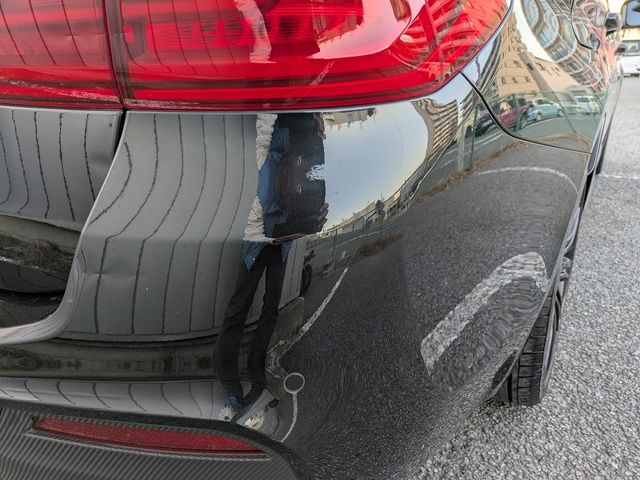 BMW 5SERIES TOURING 2018 Image 31