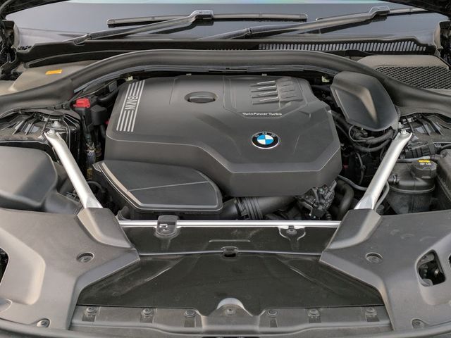 BMW 5SERIES TOURING 2018 Image 31