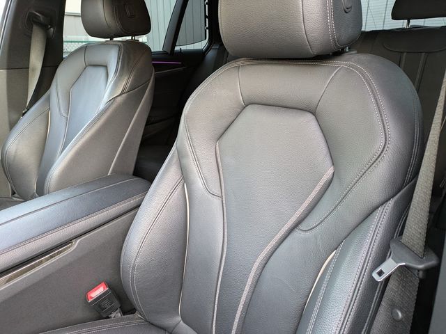 BMW 5SERIES TOURING 2018 Image 31