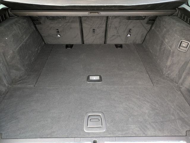 BMW 5SERIES TOURING 2018 Image 31