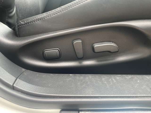 NISSAN FUGA 4WD 2021 Image 31