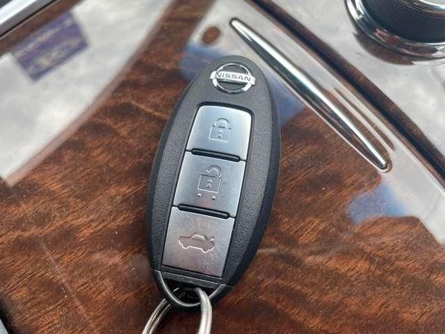 NISSAN FUGA 4WD 2021 Image 31