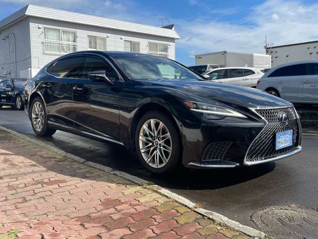 TOYOTA LEXUS LS500H 4WD 2022 Image 31