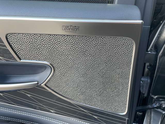 TOYOTA LEXUS LS500H 4WD 2022 Image 31