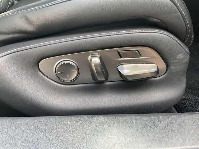 TOYOTA LEXUS LS500H 4WD 2022 Image 31