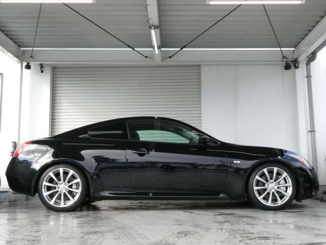 NISSAN SKYLINE COUPE 2009 Image 31